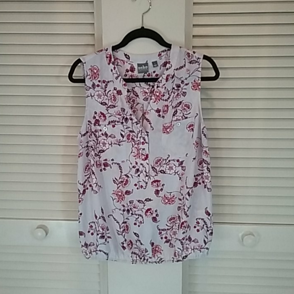 🔷️*Light Lavender with Rust Floral NWOT